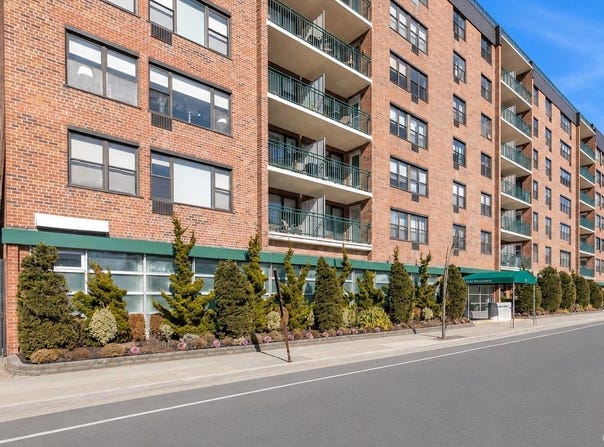 333 E Broadway, Long Beach, NY 11561