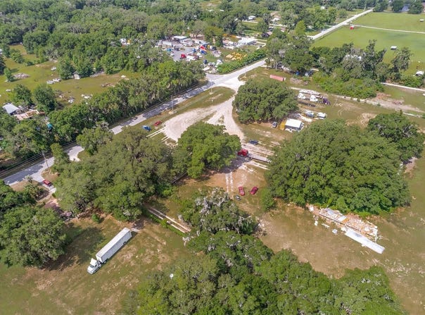 1751 E HIGHWAY 329, CITRA, FL 32113