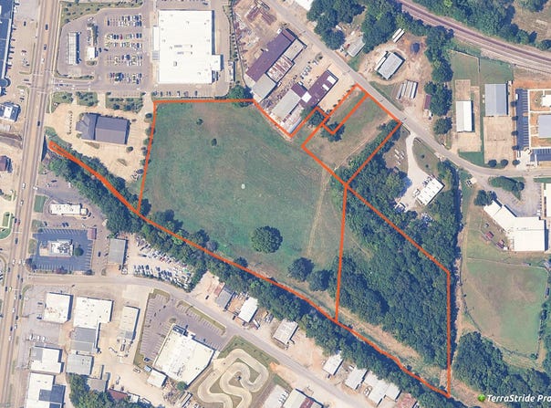 Carnation St., Tupelo, MS 38804