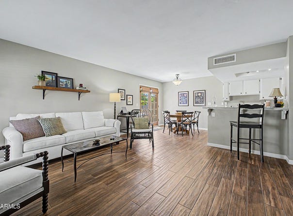 4813 E EUCLID Avenue, Phoenix, AZ 85044