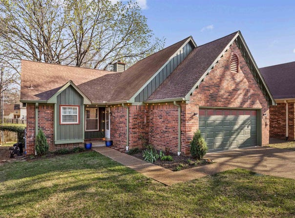382 BOOTH Ln, Collierville, TN 38017-3709