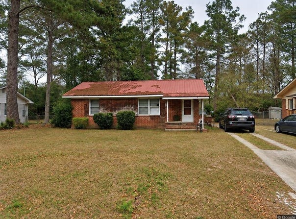 1308 13th ave SW, Moultrie, GA 31768