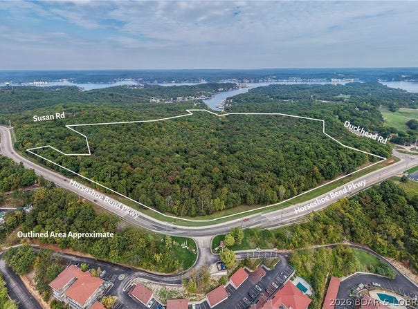 Horseshoe Bend Parkway, Lake Ozark, MO 65049