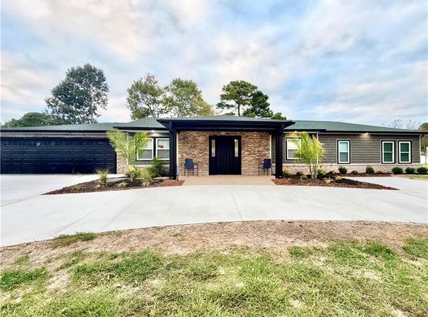 3208 Silina Drive, Virginia Beach, VA 23452