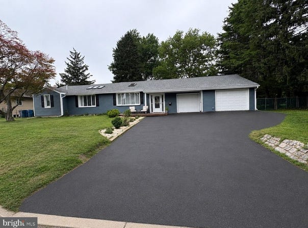 360 E STAFFORD Avenue, LAUREL SPRINGS, NJ 08021