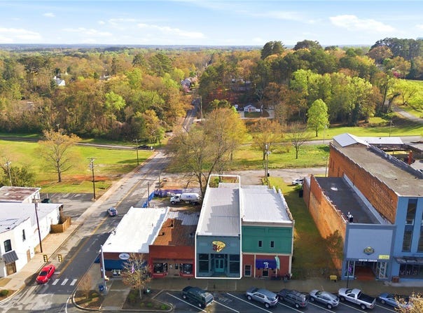 230 E Main Street, Walhalla, SC 29691