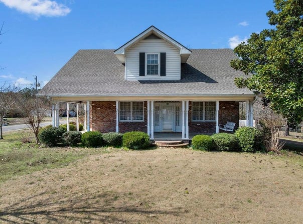910 W 14TH Ave, Jasper, AL 35501