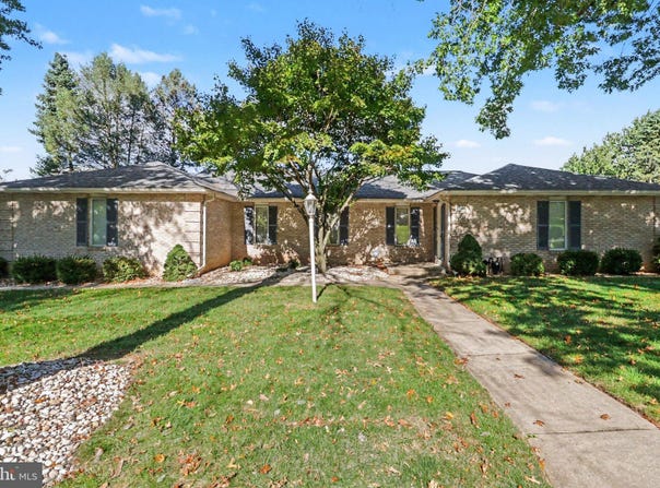 513 GALE ROAD, CAMP HILL, PA 17011