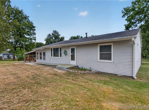 16310 Waggoner Road, Warsaw, MO 65355