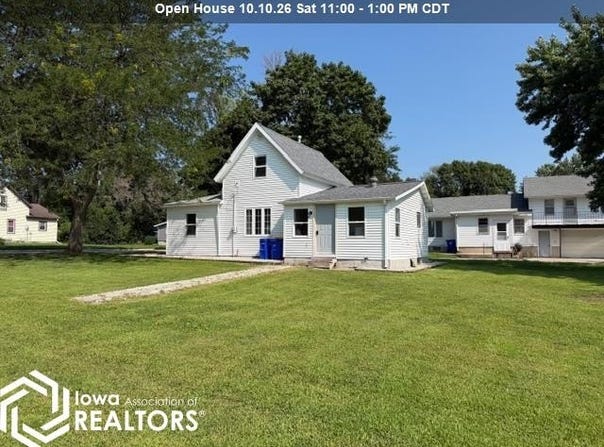 585 6Th Avenue SE, Britt, IA 50423