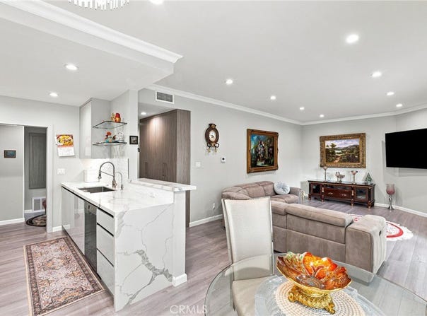 14607 Erwin Street, Van Nuys, CA 91411