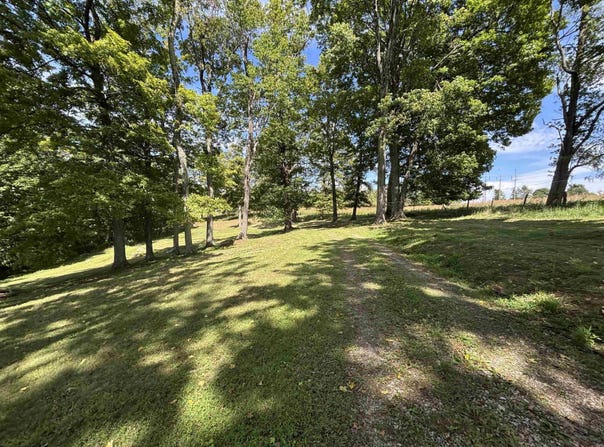 152 Rocky Lane, Volga, WV 26238