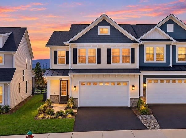205 SPRINGDALE RD, WAYNESBORO, VA 22980