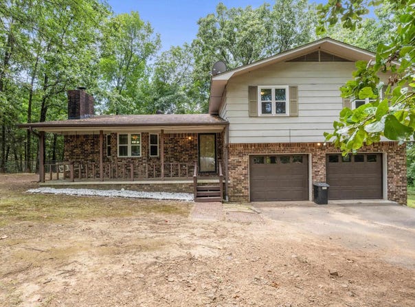 22 E Hill Drive, Conway, AR 72032