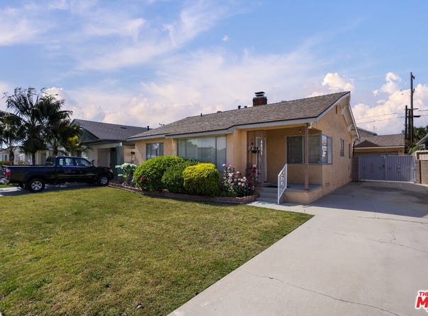 4831 W 121st St, Hawthorne, CA 90250