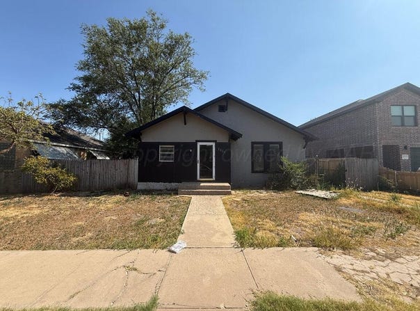 1814 3RD Avenue, Canyon, TX 79015-2839