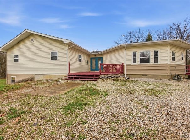 284 White Road, Montgomery City, MO 63361