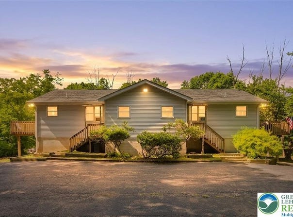 40 Brushy Mountain Road, Stroud Twp, PA 18301