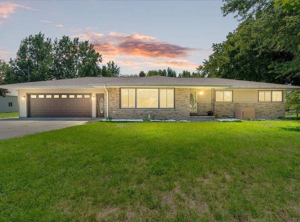 4874 E Grand River Ave, Portland, MI 48875