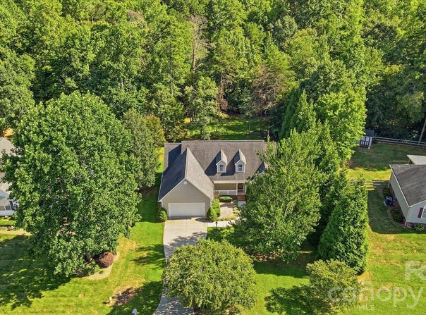 6530 Fly A Way Drive, Denver, NC 28037