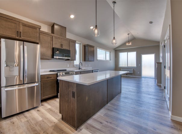159 Canyon Falls Way, Hamilton, MT 59840
