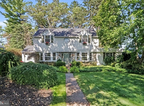 2812 MERION Road, CAMP HILL, PA 17011