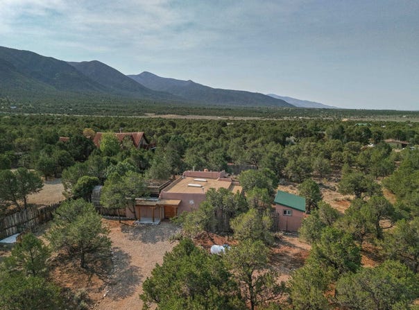 21 Two Rocks Road, Questa, NM 87556