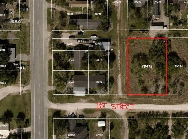 First Street, Sebastian, TX 78594