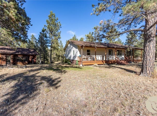84 Upper Hawk Valley Road, Columbus, MT 59019