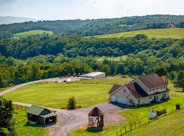 1360 Pine Run Rd, Linden, PA 17744