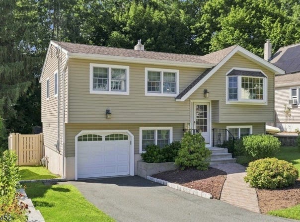 509 Mansel Dr, Roxbury Twp., NJ 07850-1719