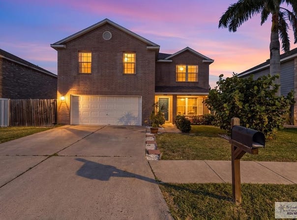 1148 CHAMPLAIN DR., BROWNSVILLE, TX 78526