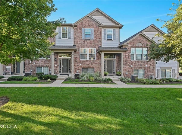 234 Devoe Drive, Oswego, IL 60543
