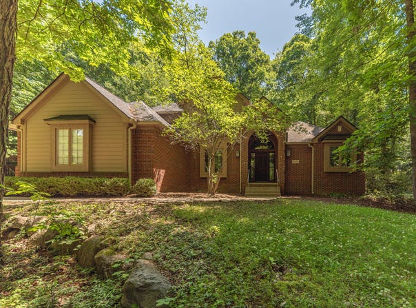 7421 Black Forest Drive, Dexter, MI 48130