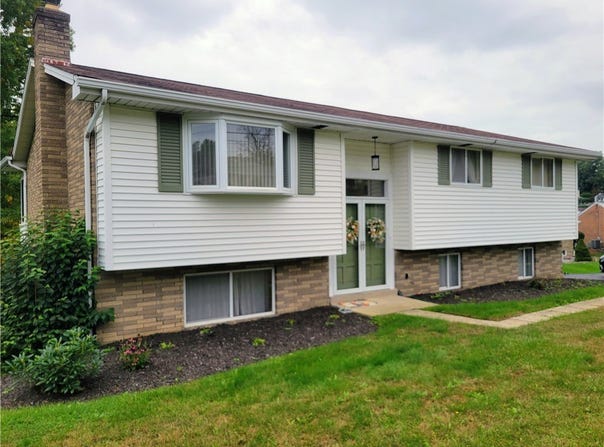1548 Berryman Ave, South Park, PA 15129