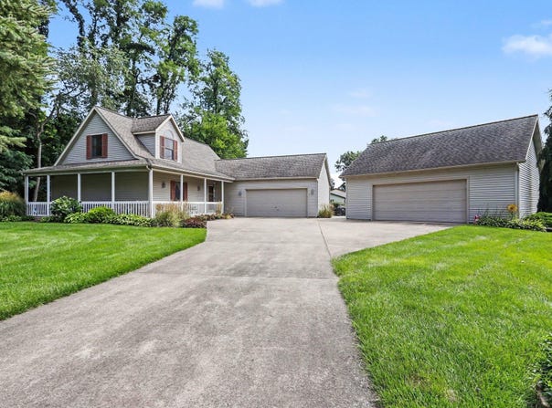 56695 Chippewa Drive, Three Rivers, MI 49093