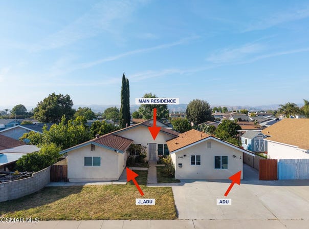 2345 Bryson Place, Simi Valley, CA 93065