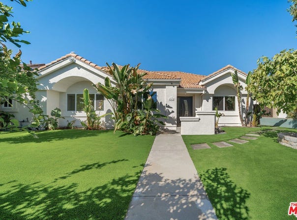 6243 Fallbrook Ave, Woodland Hills, CA 91367
