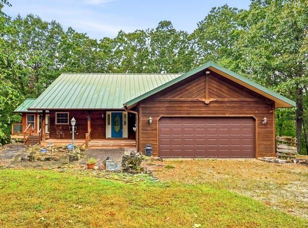 261 Wintergrape Lane, Rogersville, MO 65742
