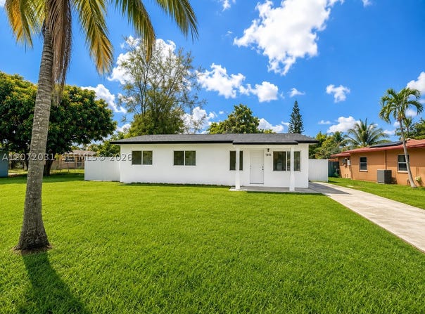 1870 NE 154th Ter, North Miami Beach, FL 33162