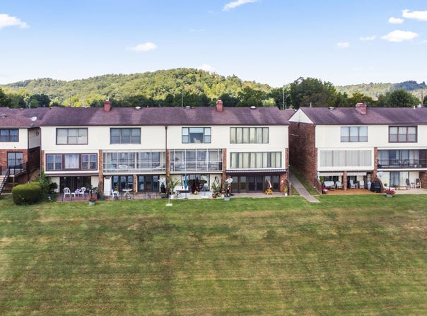 82 Private Drive 54 Unit B, South Point, OH 45680