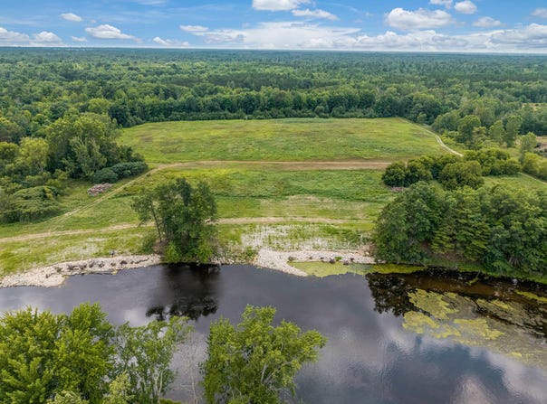 N1846 Harbor Rd, Peshtigo, WI 54157