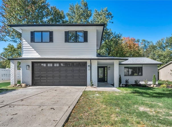 5626 Seneca Place, Willoughby, OH 44094