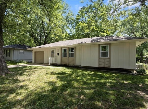 13421 Lowell Avenue, Grandview, MO 64030