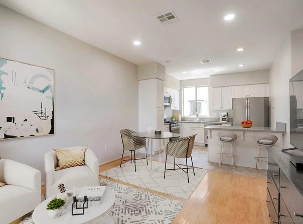 8850 Olive Ln, Santee, CA 92071