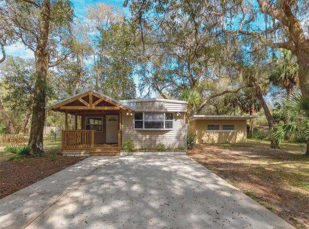 16789 SE 8TH Place, SILVER SPRINGS, FL 34488