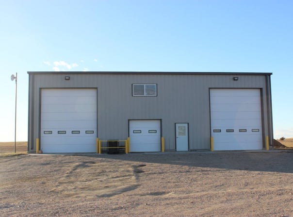 11272 Maple Rd, Gibbon, NE 68840
