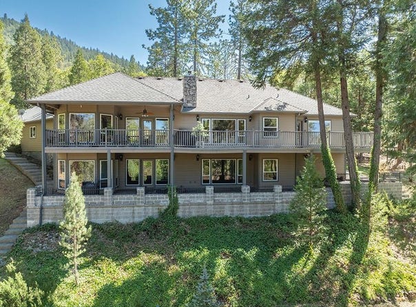 2550 Granite Hill Road, Grants Pass, OR 97526