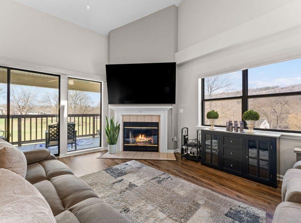 305 Wimbledon Drive, Branson, MO 65616