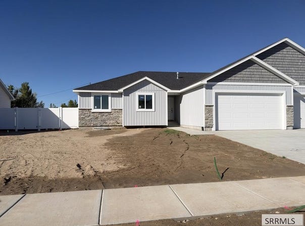 466 E River Ln, Idaho Falls, ID 83401